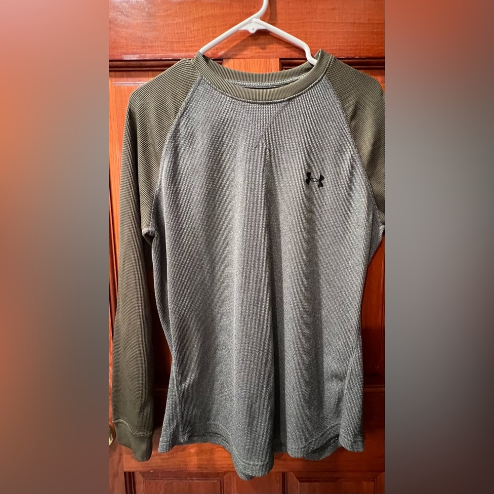 Waffle knit type thermal shirt
